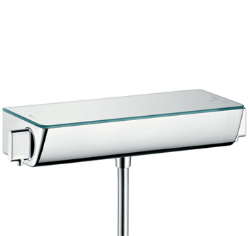 Termostat armatur fra Hansgrohe med Glas op overfladen